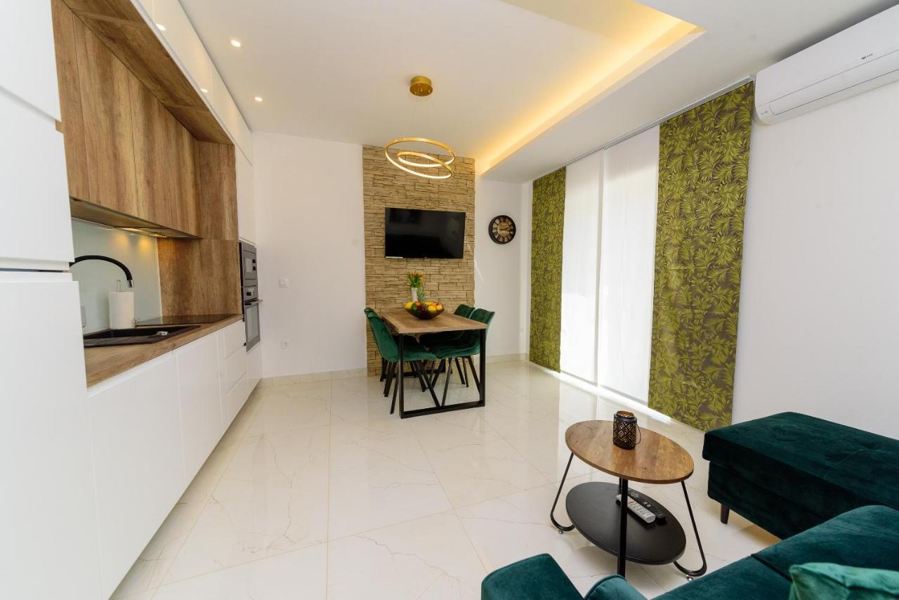 Apartmani Bokin Бол Экстерьер фото