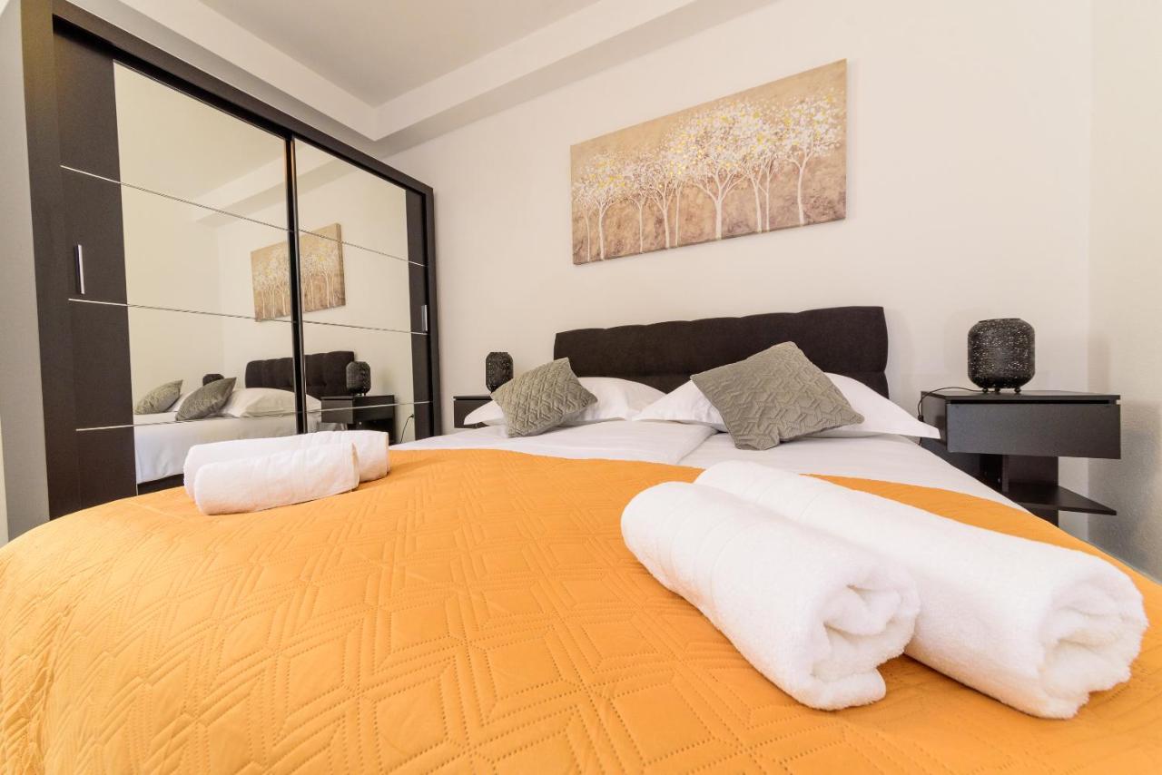 Apartmani Bokin Бол Экстерьер фото