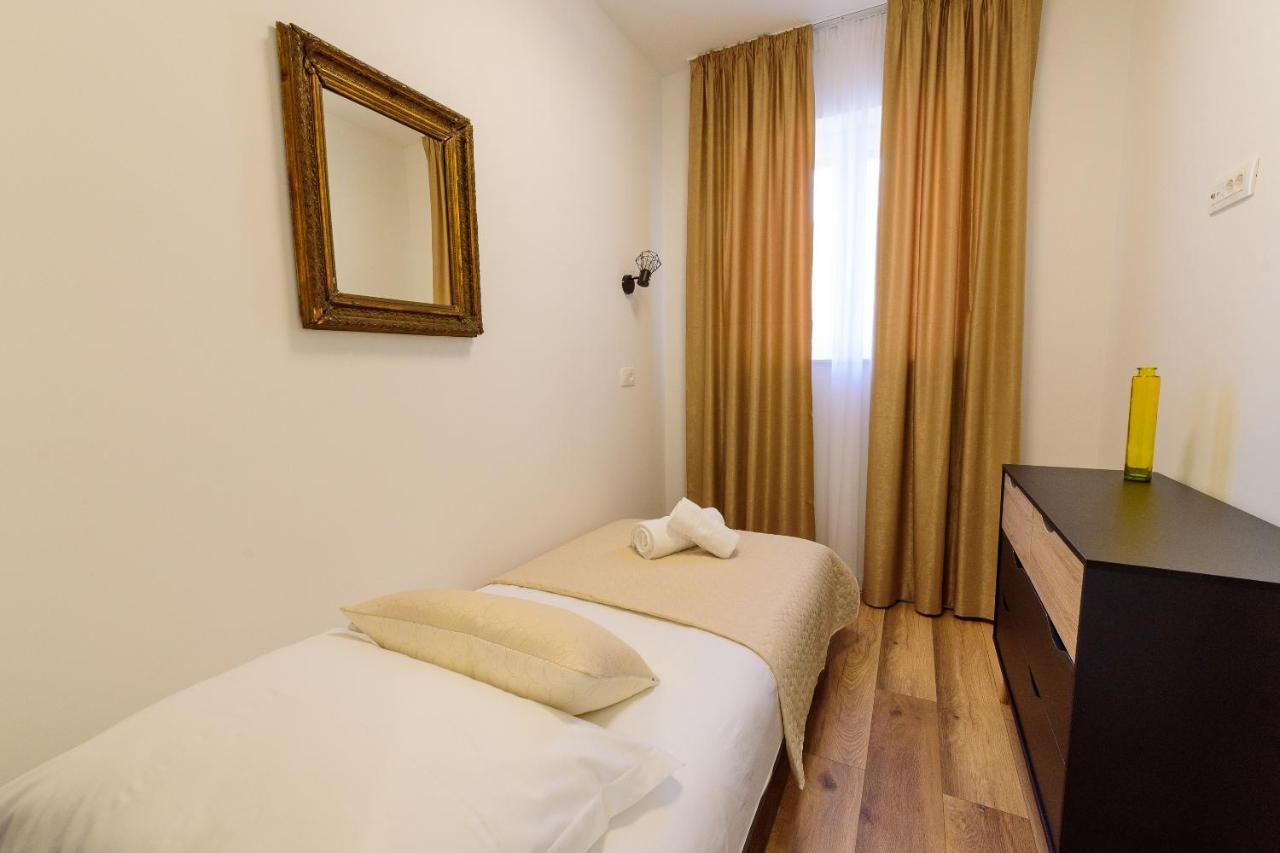 Apartmani Bokin Бол Экстерьер фото